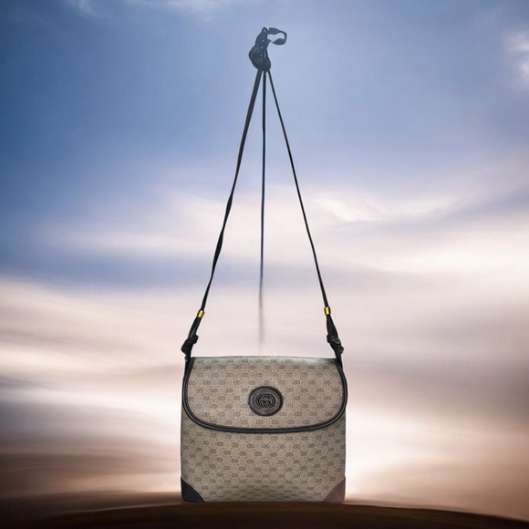 Women's Gucci Crossbody Bag Beige Medium - Picture 1 of 14